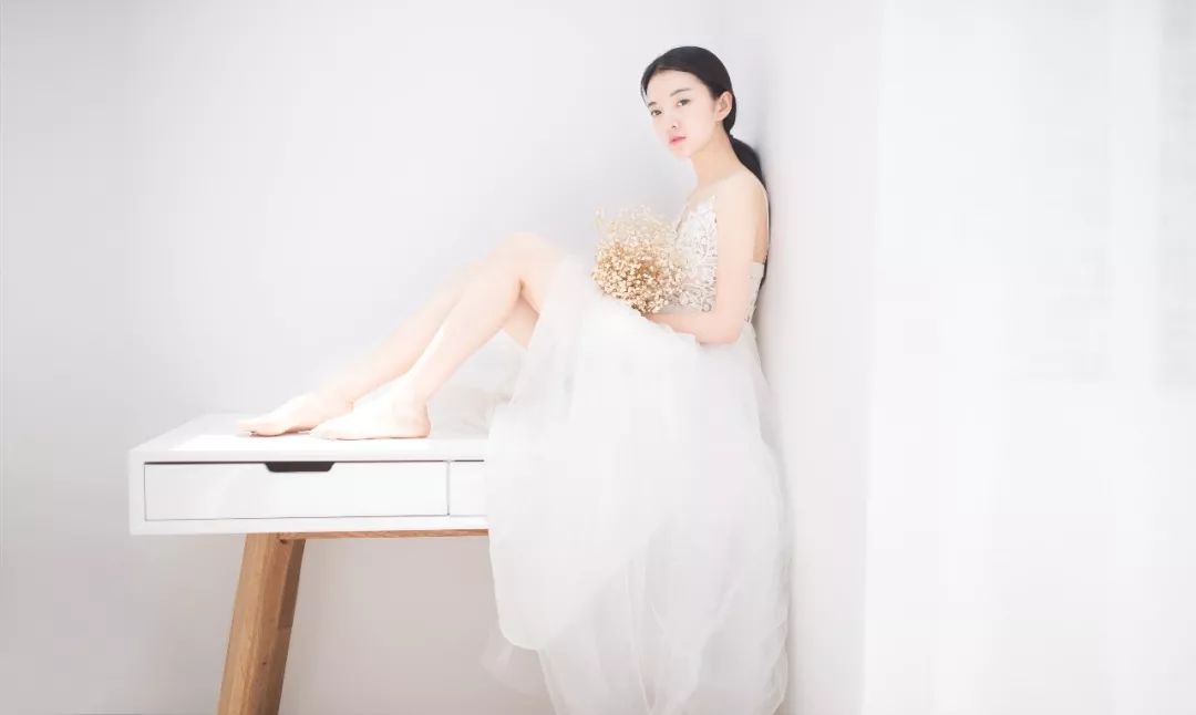 拍婚纱照的朋友圈_拍婚纱照发朋友圈文案_跟朋友一起拍婚纱照行吗