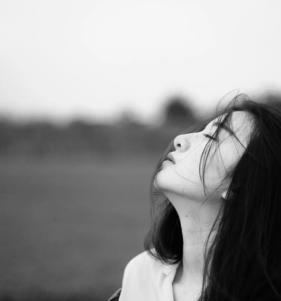 拍婚纱照的朋友圈_跟朋友一起拍婚纱照行吗_拍婚纱照发朋友圈文案