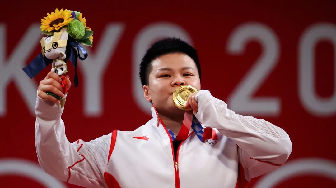 举重男子冠军项目是什么_男子举重冠军2020_男子举重四个项目冠军