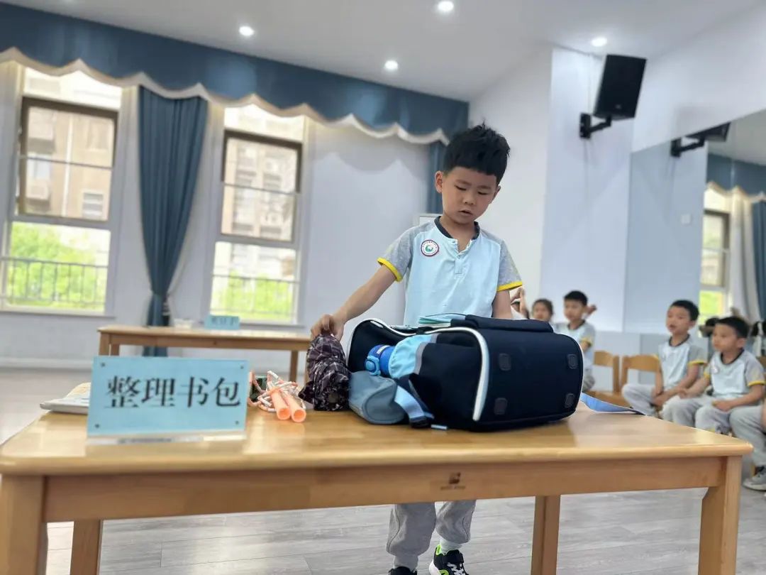 幼儿生活技能活动方案_幼儿生活技能活动表现_表现技能幼儿生活活动有哪些