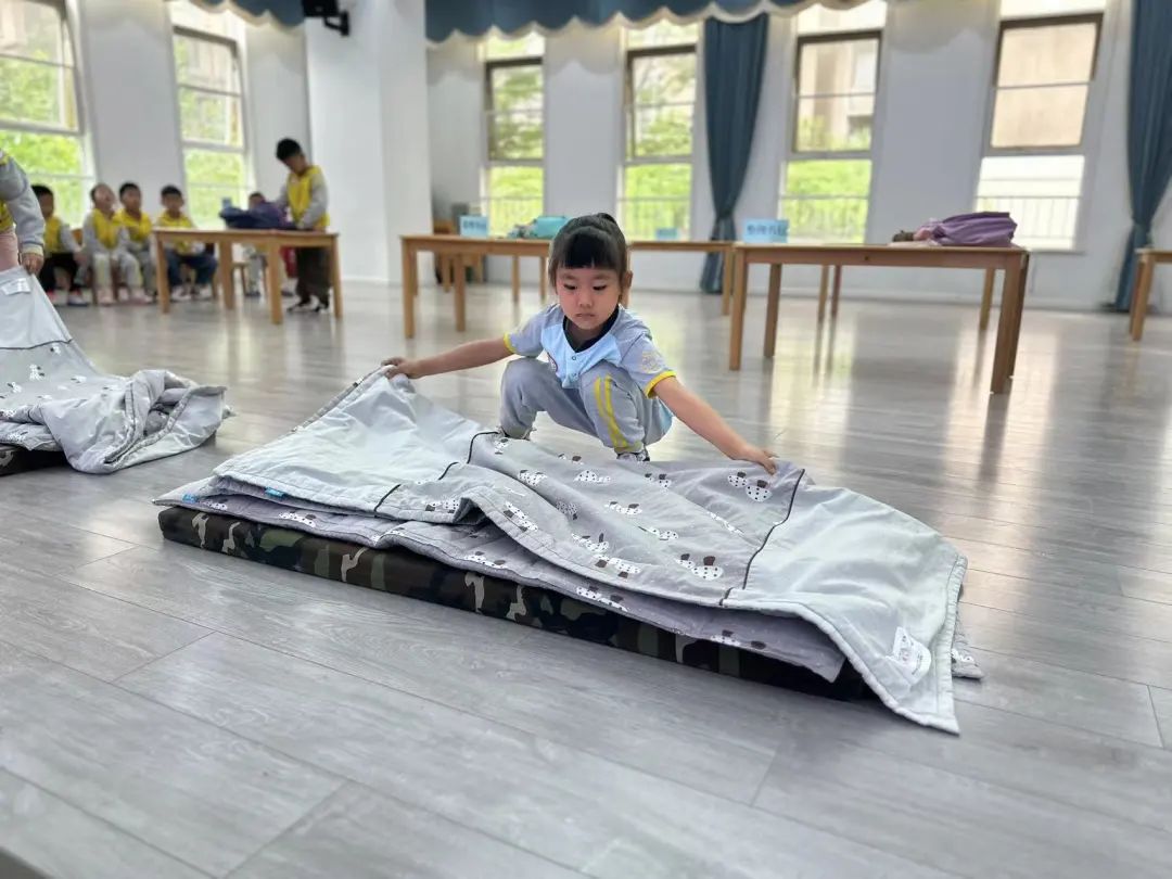 幼儿生活技能活动方案_幼儿生活技能活动表现_表现技能幼儿生活活动有哪些