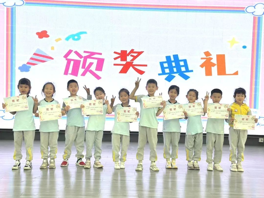 幼儿生活技能活动表现_表现技能幼儿生活活动有哪些_幼儿生活技能活动方案