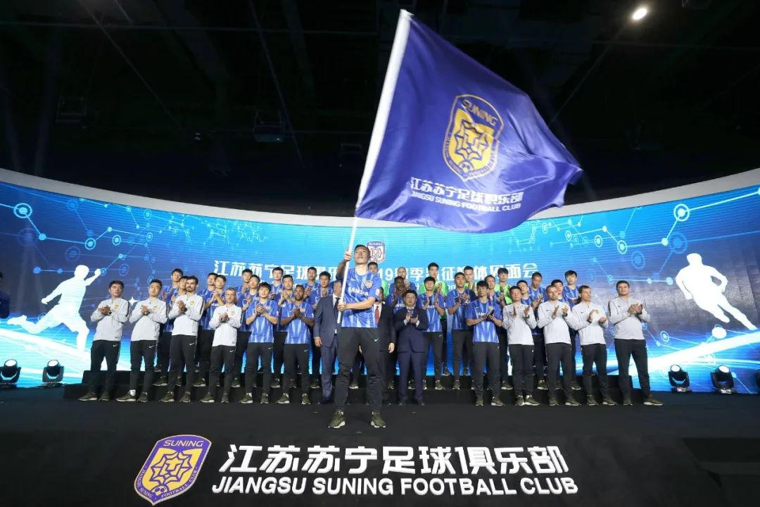 中超足球重庆冠军名单_重庆足球中超冠军_中超足球重庆冠军是谁