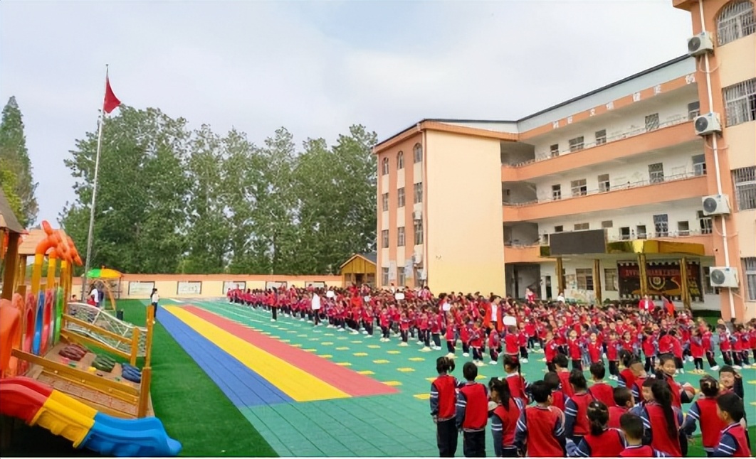 幼儿园中班拍篮球视频_幼儿园中班拍篮球技巧与方法_幼儿篮球中班拍球方案