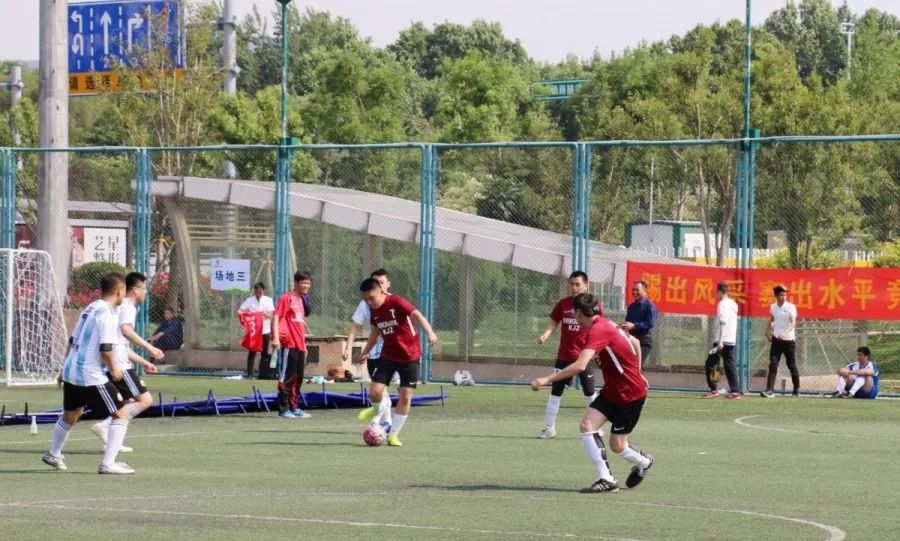 足球守门规则_足球打门什么意思_足球连续打门规则是什么