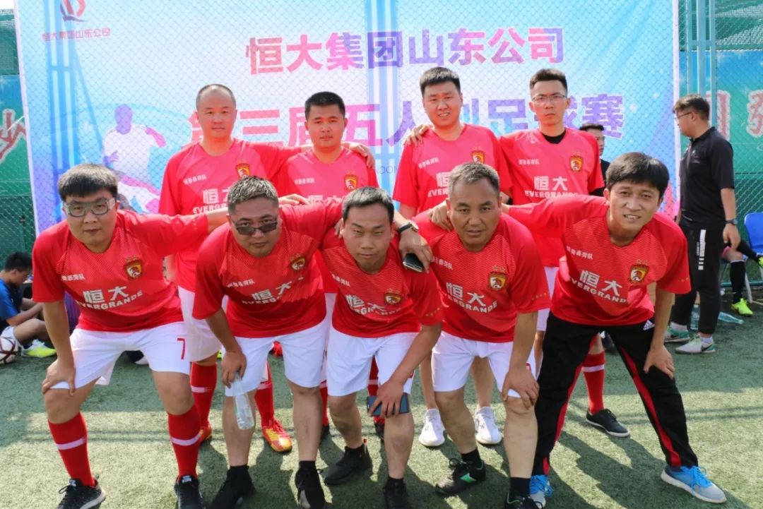 足球打门什么意思_足球守门规则_足球连续打门规则是什么