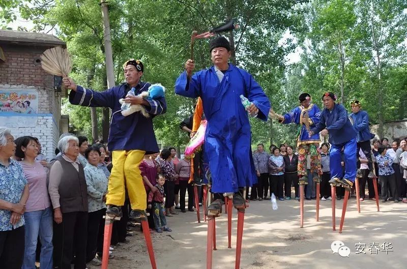 踩踩踩中学生体操_踩踩踩中学生广播体操_中学体操运动视频锻炼