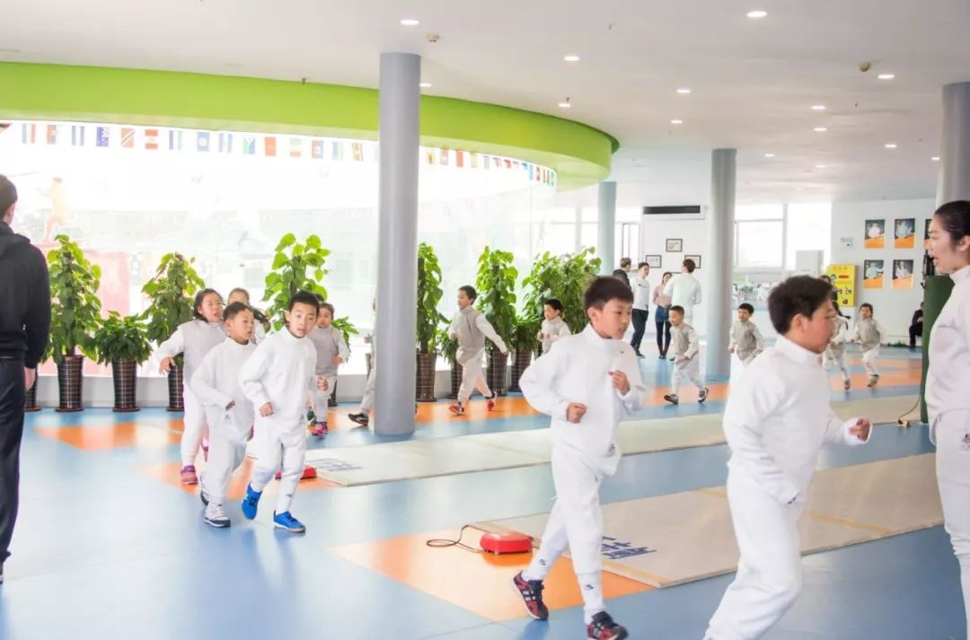 辽宁击剑协会_辽宁幼儿击剑比赛冠军视频_儿童击剑比赛冠军