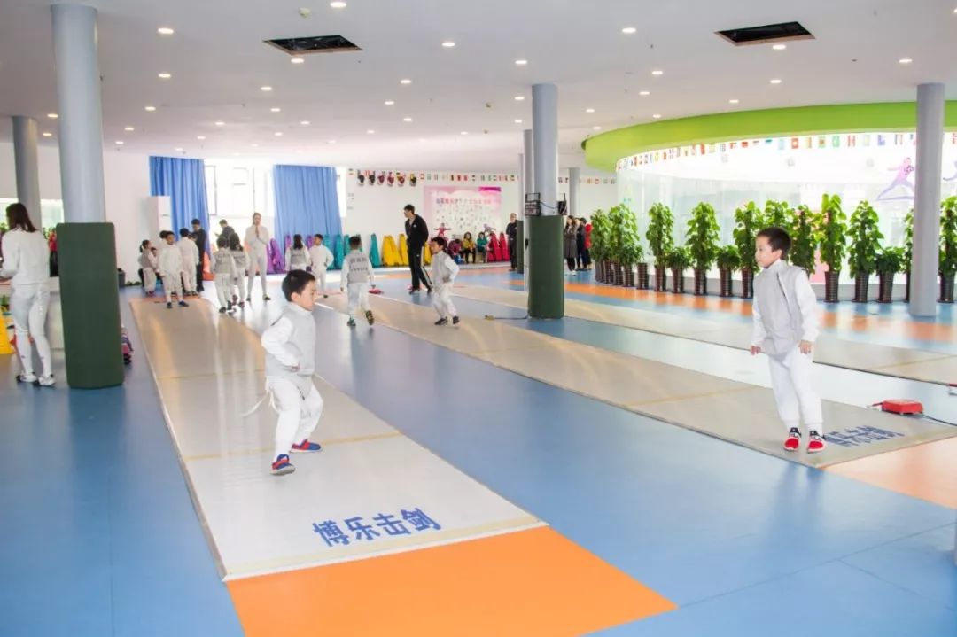 辽宁幼儿击剑比赛冠军视频_儿童击剑比赛冠军_辽宁击剑协会
