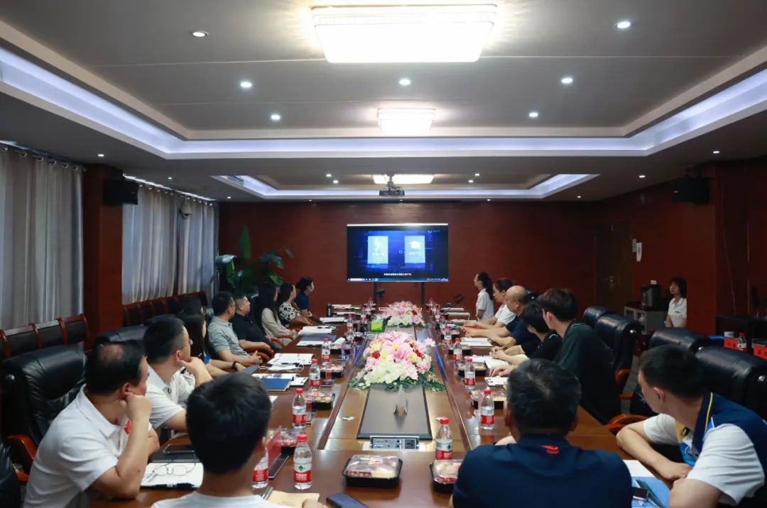 职业打篮球的叫什么_职业打篮球规则有哪些_篮球职业比赛规则