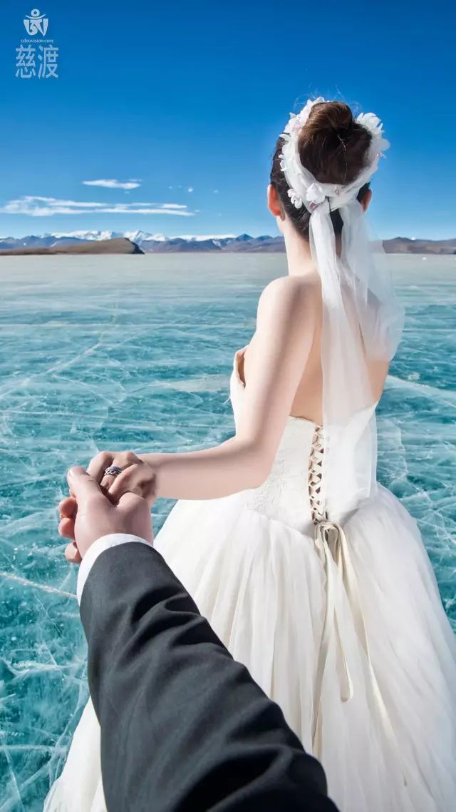 森林复古婚纱照_古堡婚纱照片_古堡森林婚纱照准备