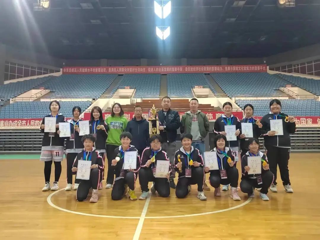 赤峰女子篮球冠军有哪些_赤峰篮球运动员_赤峰篮球协会