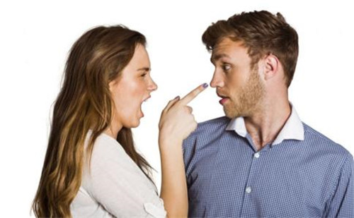 夫妻俩冷暴力_夫妻冷暴力可以报警吗_夫妻闹矛盾对方冷暴力