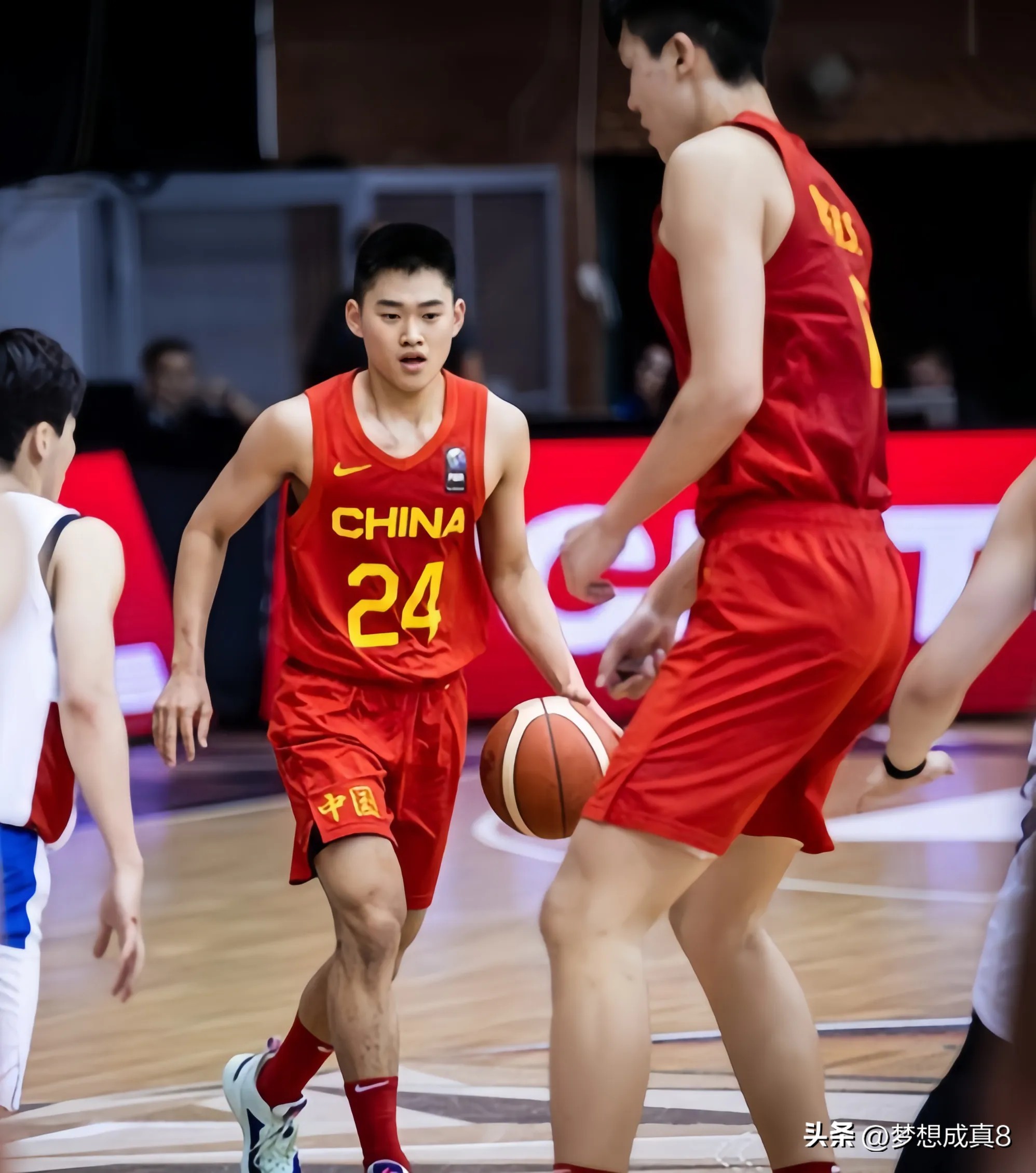 篮球神投手是谁_篮球神投手历史中国球员排名_中国篮球历史神投手