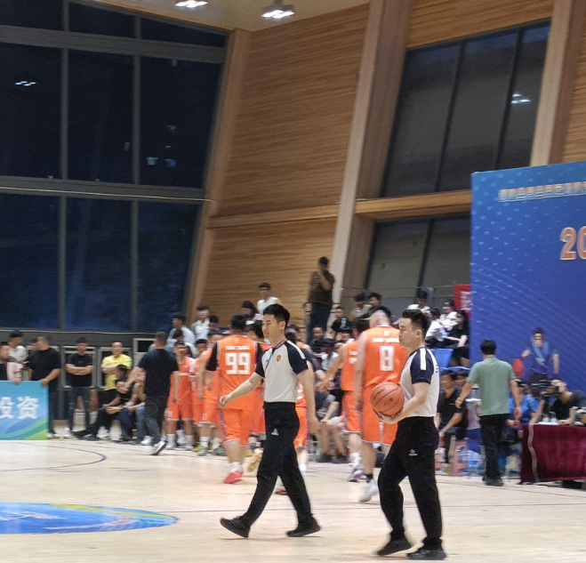 邹平tnt篮球俱乐部_邹平篮球赛冠军是谁啊_篮球赛冠军邹平是谁啊