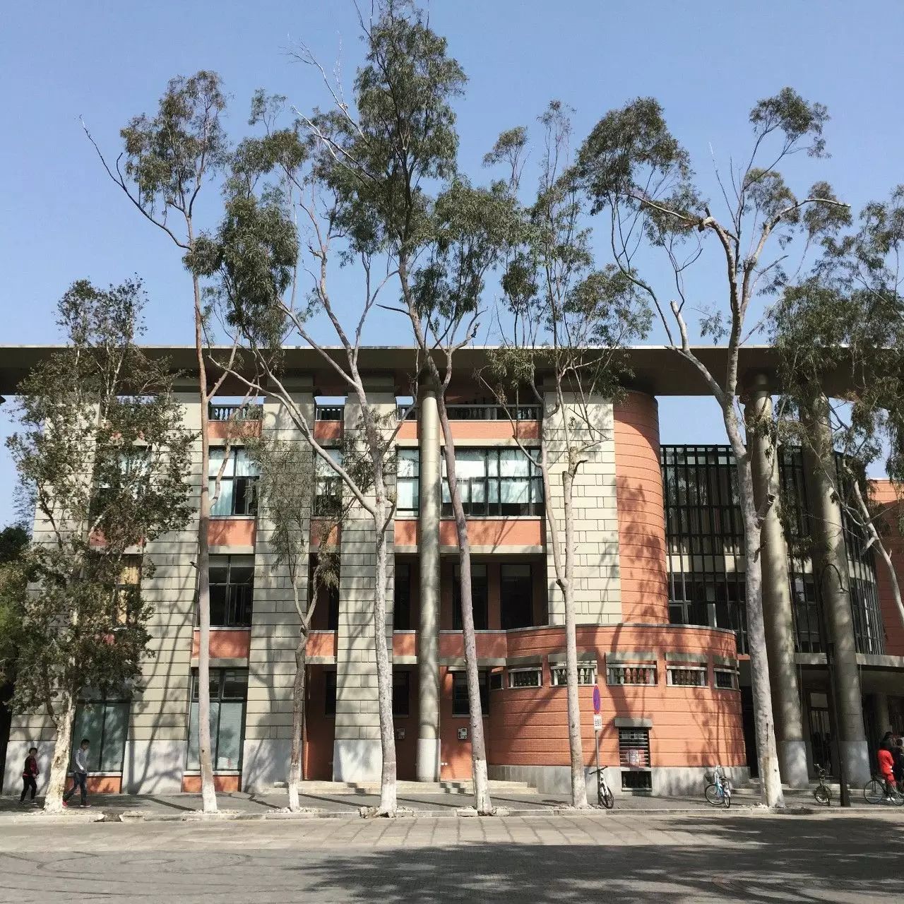 复古外景婚纱照山景_婚纱照复古风格种类图片大全_婚纱照复古风