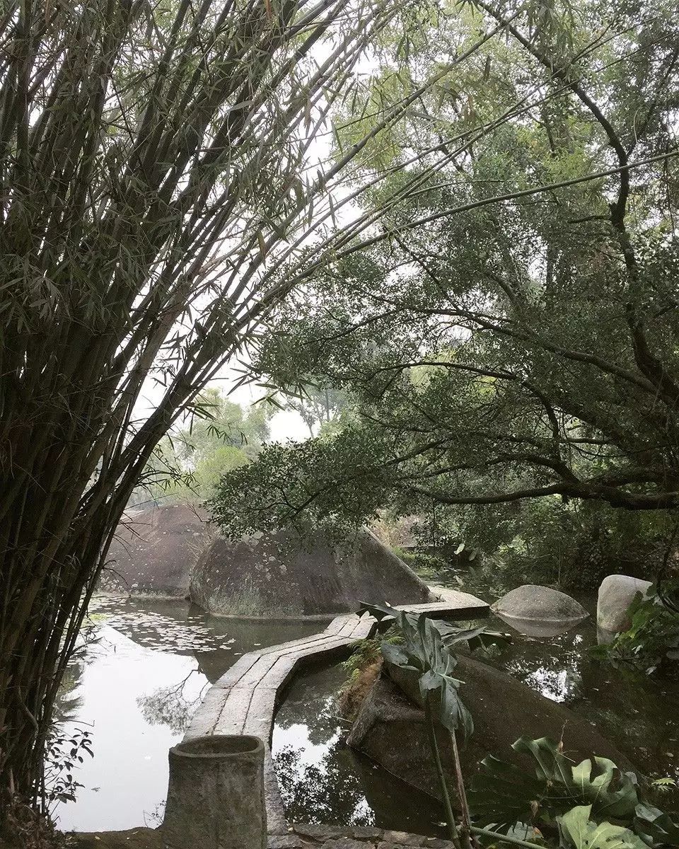 复古外景婚纱照山景_婚纱照复古风_婚纱照复古风格种类图片大全