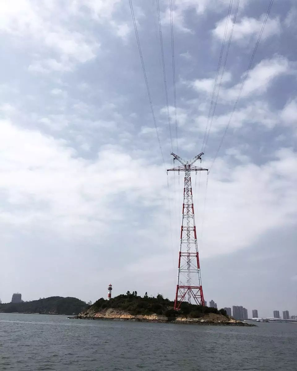 婚纱照复古风_复古外景婚纱照山景_婚纱照复古风格种类图片大全