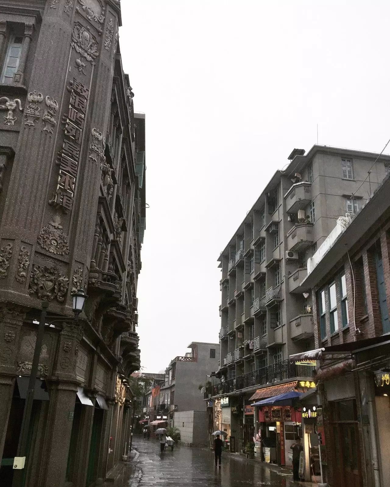 婚纱照复古风_婚纱照复古风格种类图片大全_复古外景婚纱照山景