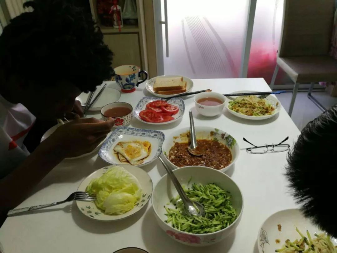 篮球赛冠军邹平是谁_篮球赛冠军邹平是哪个队的_邹平篮球赛冠军是谁啊