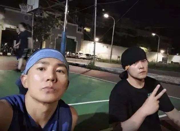 健身出道的明星_娱乐圈健身成功的男明星_男明星健身前后
