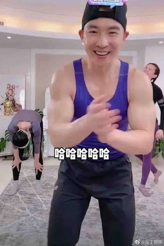 健身出道的明星_娱乐圈健身成功的男明星_男明星健身前后