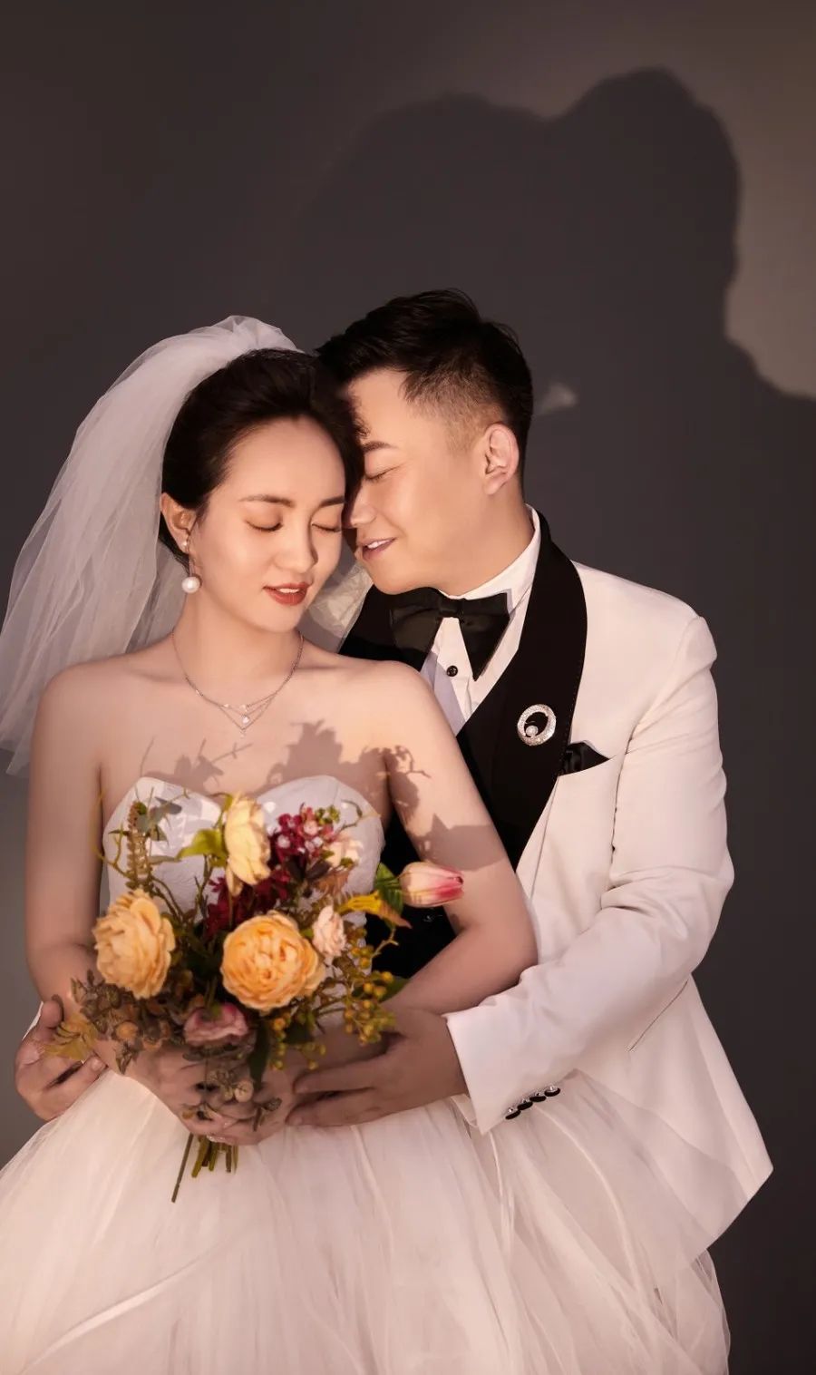 婚纱季节外景照拍多久_婚纱季节外景照拍什么好_婚纱照拍外景在什么季节