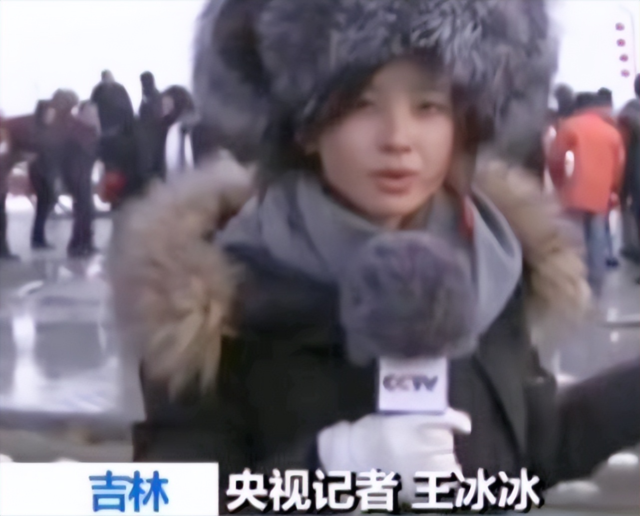 游泳采访冰冰冠军女王的视频_王冰冰采访女游泳冠军_中国选手冰女皇