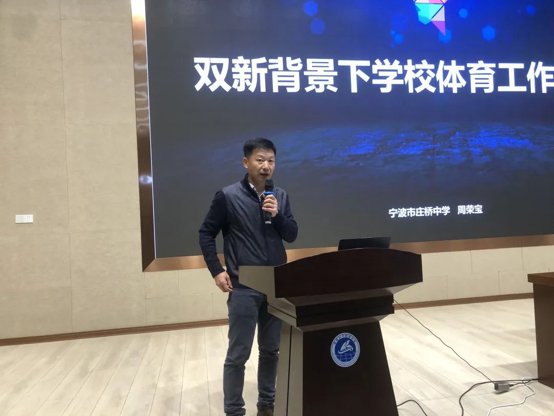 一对一足球防守规则图片_足球防守_防守足球规则图片大全