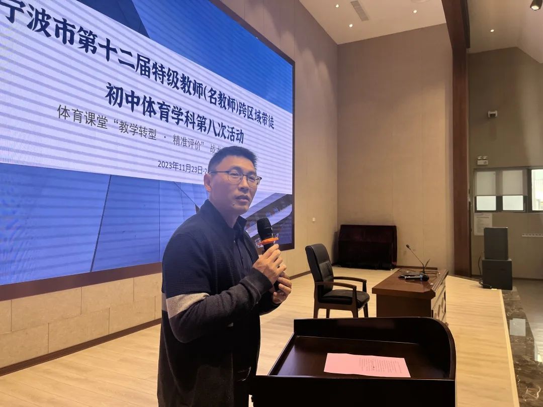 足球防守_一对一足球防守规则图片_防守足球规则图片大全