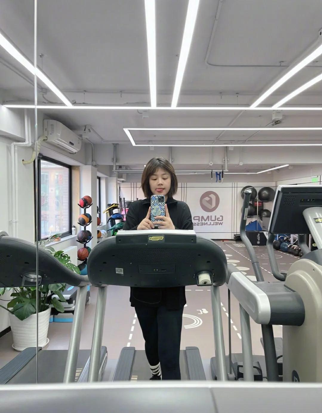 明星健身的文案_明星健身说说_文案健身明星怎么写