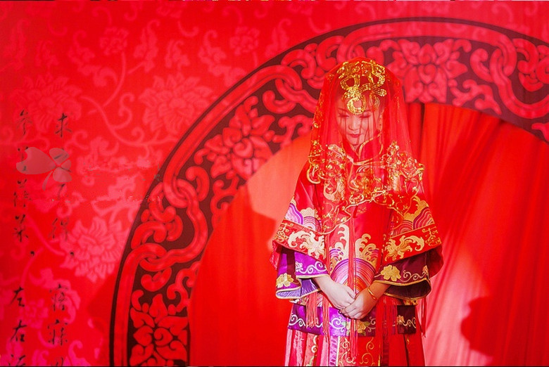 恐怖婚礼的习俗_恐怖婚礼电影_恐怖的婚礼的视频