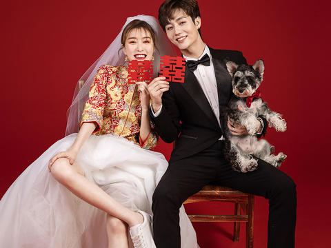 个性西装婚纱照街拍时尚_婚纱西装搭配图片大全_婚纱西服设计图片