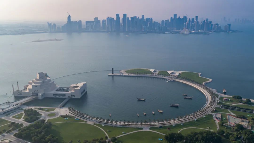 卡塔尔历史最悠久的足球场馆是_卡塔尔的足球场_卡塔尔球场是中国建的吗