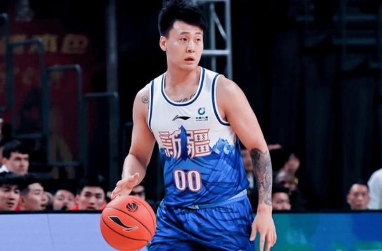 篮球全场罚球队员站位_篮球全场罚球怎么站位置_篮球全场罚钱规则