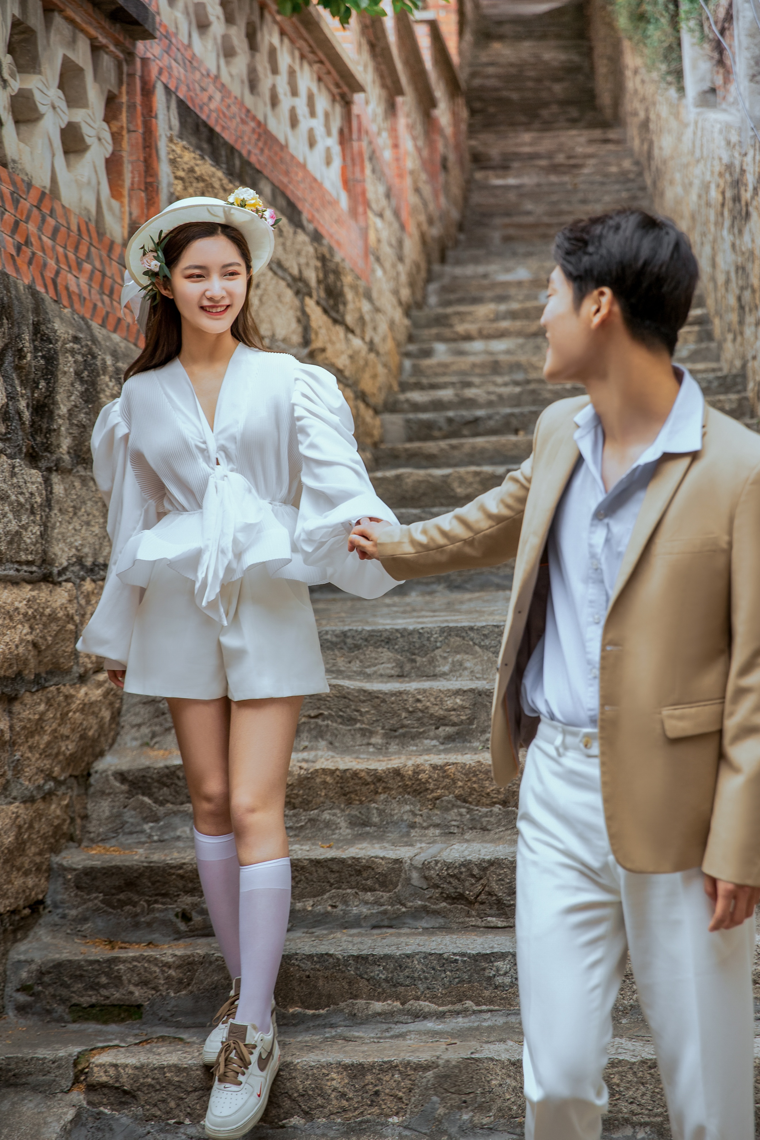 选什么类型的婚纱照_婚纱选照类型怎么选_婚纱照选哪几种类型的衣服