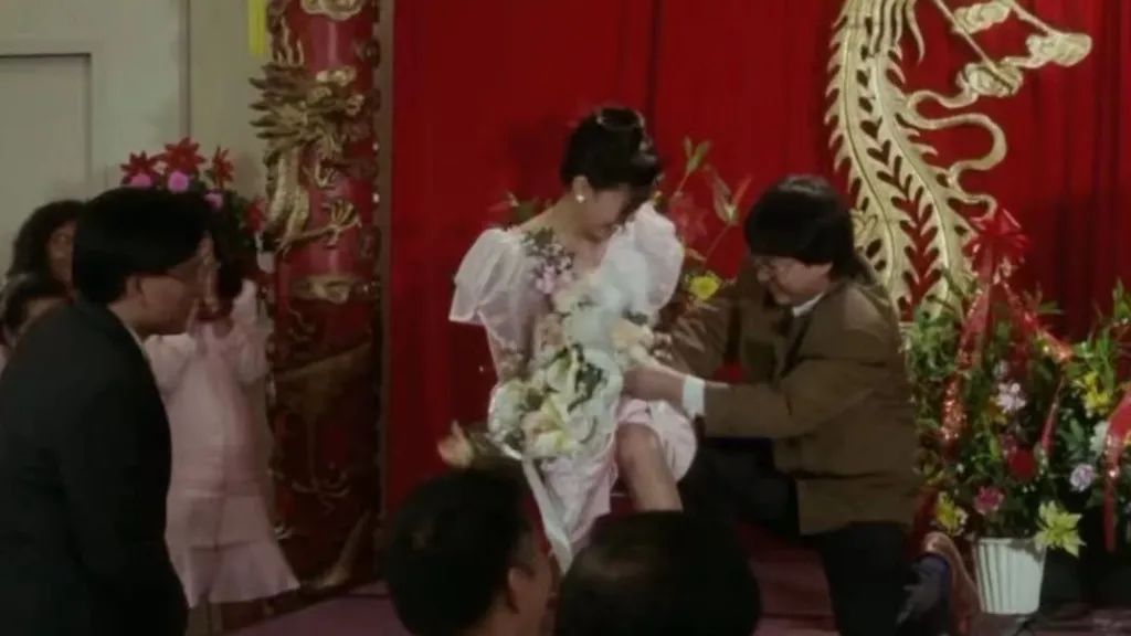 婚礼闹洞房习俗恶俗_闹洞房低俗吗_婚礼闹洞房规矩