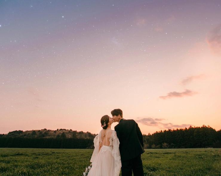 婚纱尴尬图片_婚纱的表情包_婚纱照表情尴尬怎么办呢