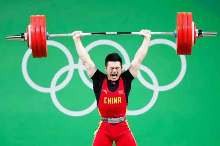 泰国举重冠军有中国人吗_泰国举重运动员_泰国举重