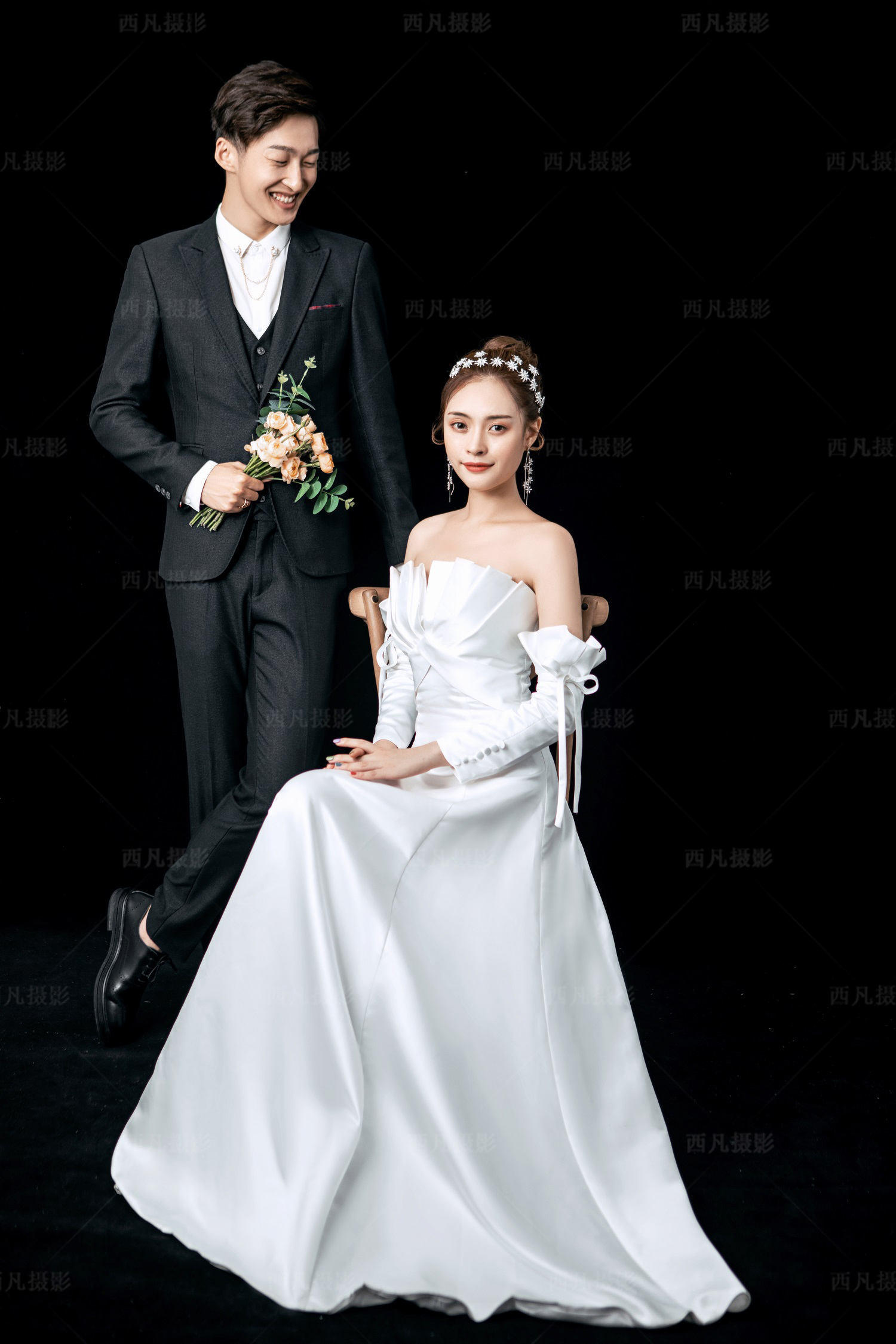 拍套婚纱照大概要多少钱_拍婚纱照选几套服装合适_婚纱照一套拍多个场景好吗
