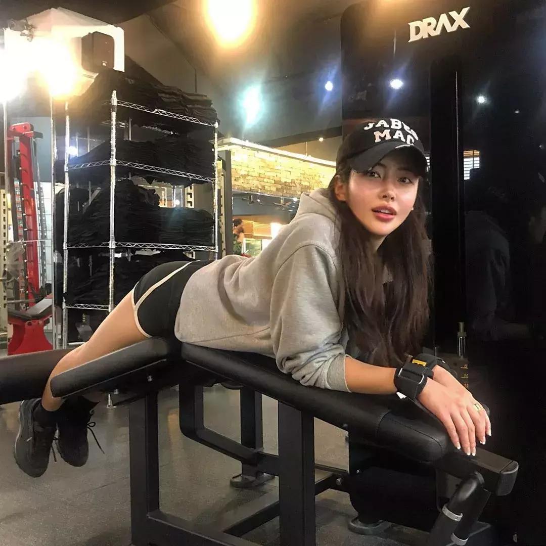 健身房运动帽子女_带帽子健身_健身房帽子