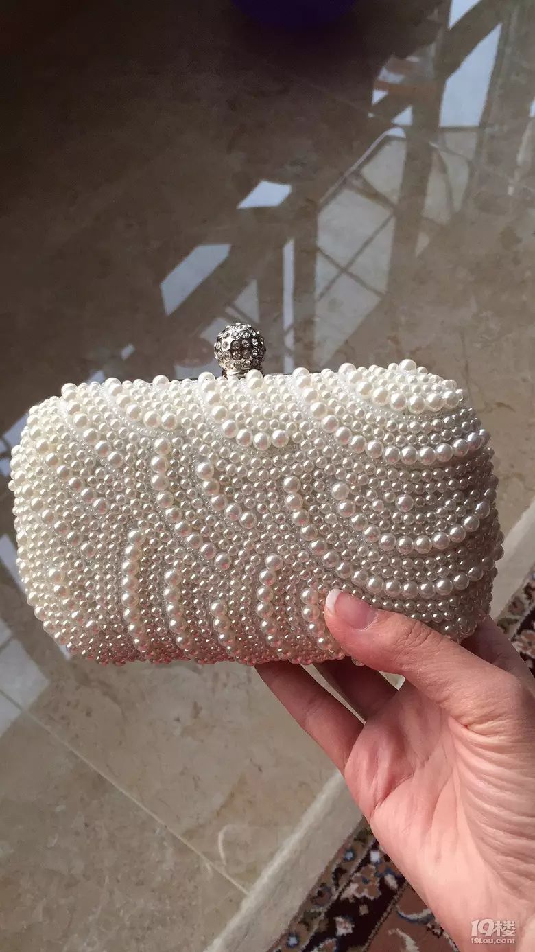婚纱与西装颜色搭配技巧_蓝色西装配婚纱_蓝色西装内景婚纱照