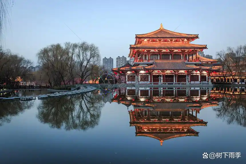 天台外景婚纱照背景_婚纱照蓝天背景_婚纱天台背景外景照片图片