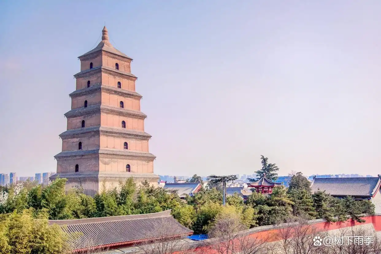 婚纱天台背景外景照片图片_婚纱照蓝天背景_天台外景婚纱照背景