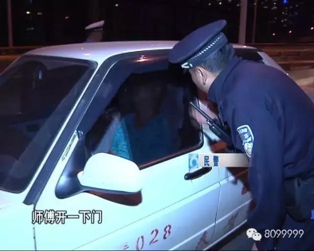 非机动车道婚纱照拍摄时间_机动车在车道减少的路口_驾驶机动车在车道减少的路口