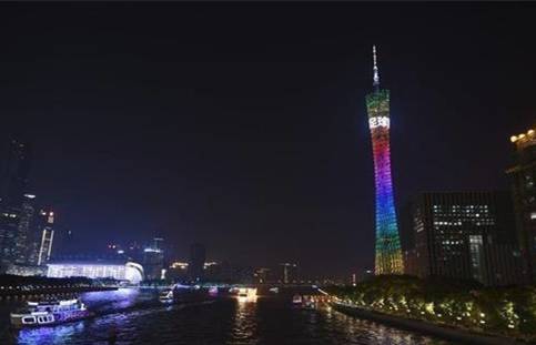 足球赛冠军奖杯_足球冠军奖杯数量_各足球赛事冠军奖杯