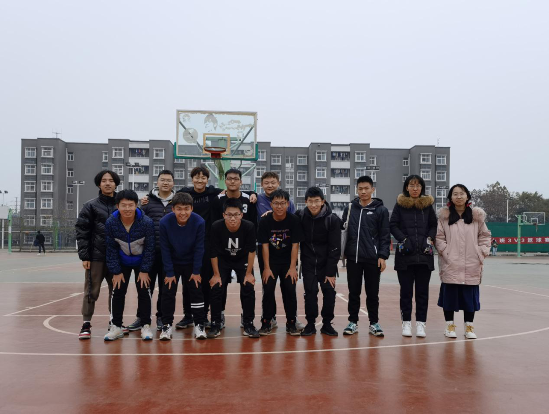 进球篮球打手规则比赛有哪些_篮球比赛打手进球规则_篮球打手进球罚球罚几颗