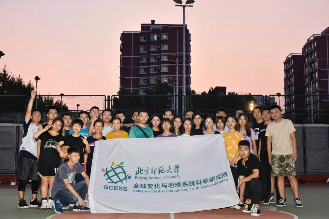 进球篮球打手规则比赛有哪些_篮球打手进球罚球罚几颗_篮球比赛打手进球规则