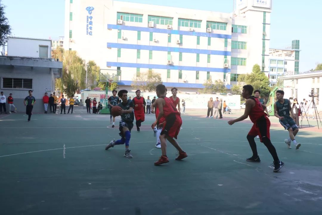 篮球比赛打手进球规则_进球篮球打手规则比赛视频_篮球打手进球罚球罚几颗