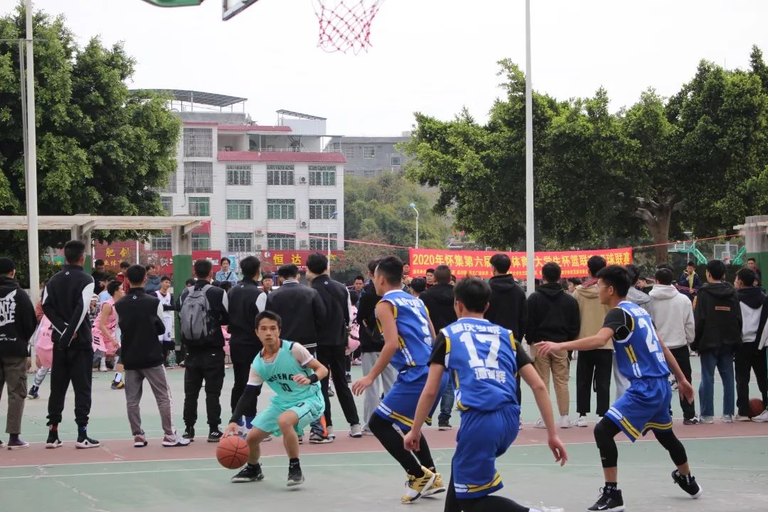 进球篮球打手规则比赛视频_篮球打手进球罚球罚几颗_篮球比赛打手进球规则